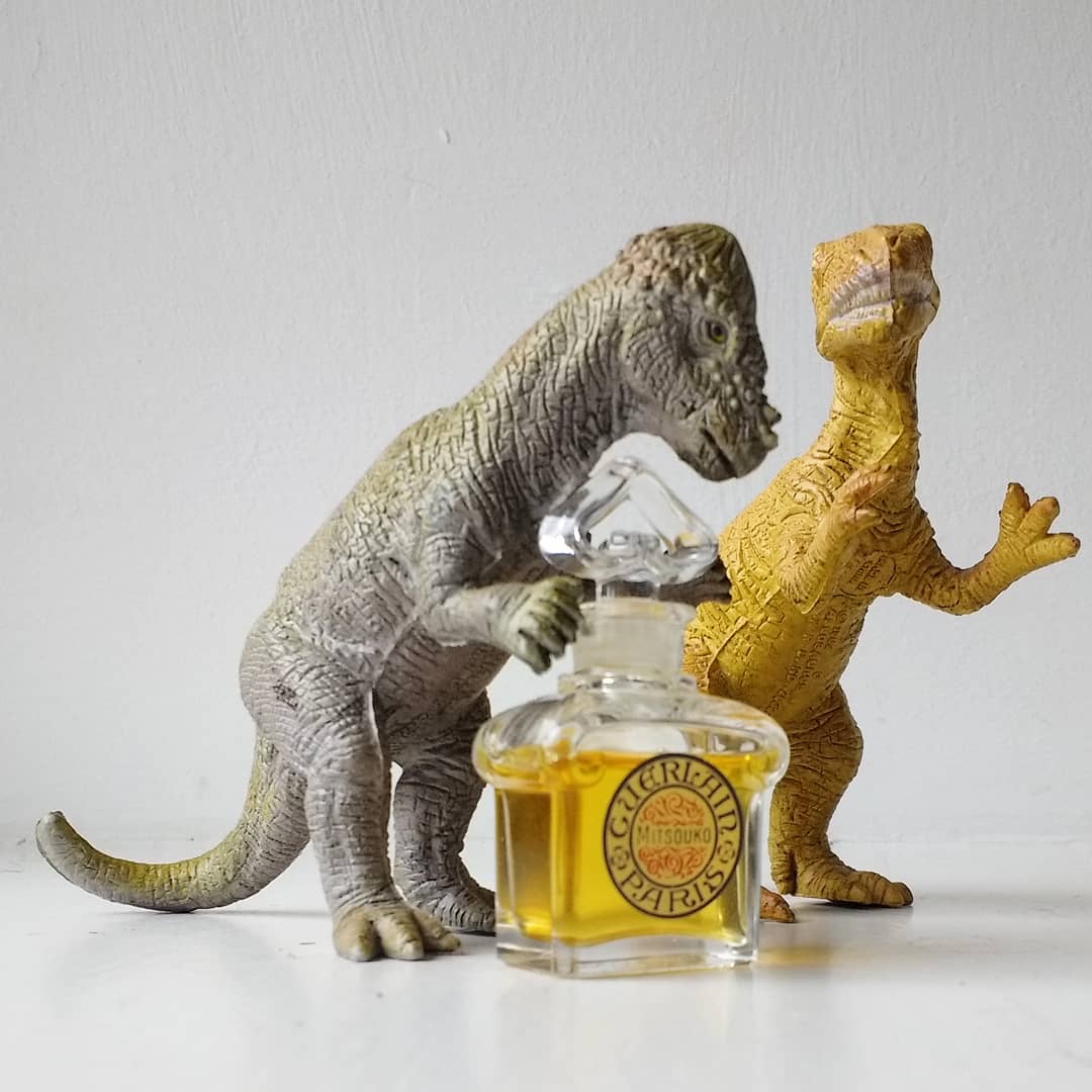 Mitsouko, and peach notes