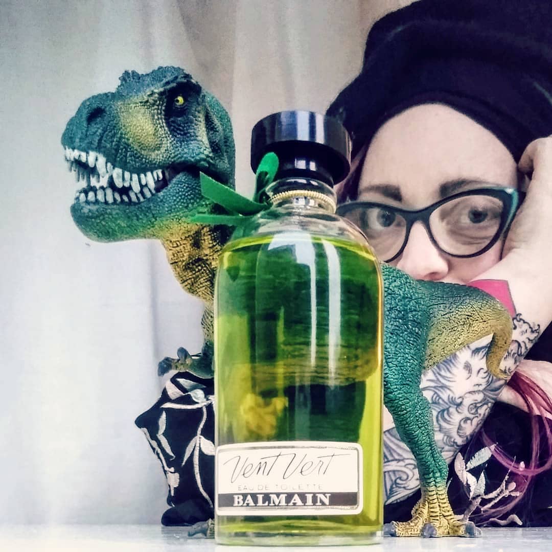 Two giant green loves