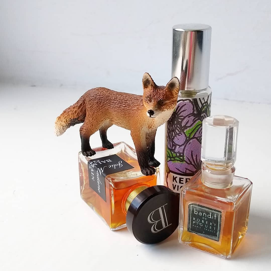 Violet-scented foxes?