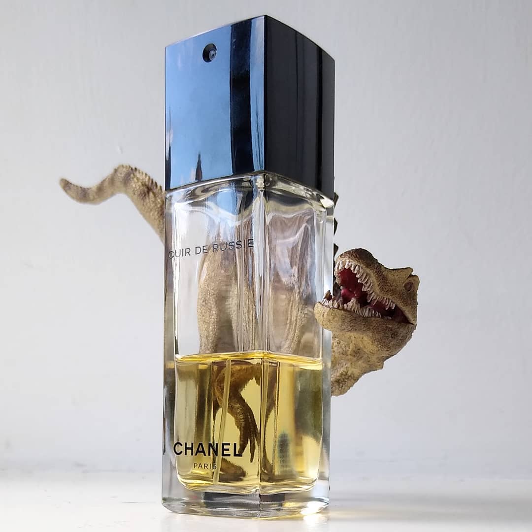 Cuir de Russie edt: Chanel